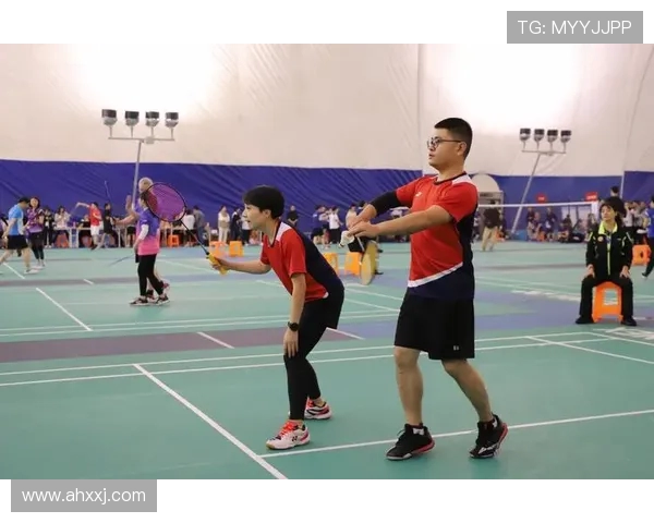 重庆羽毛球队创下耐力新高引领全国羽毛球耐力排名新趋势